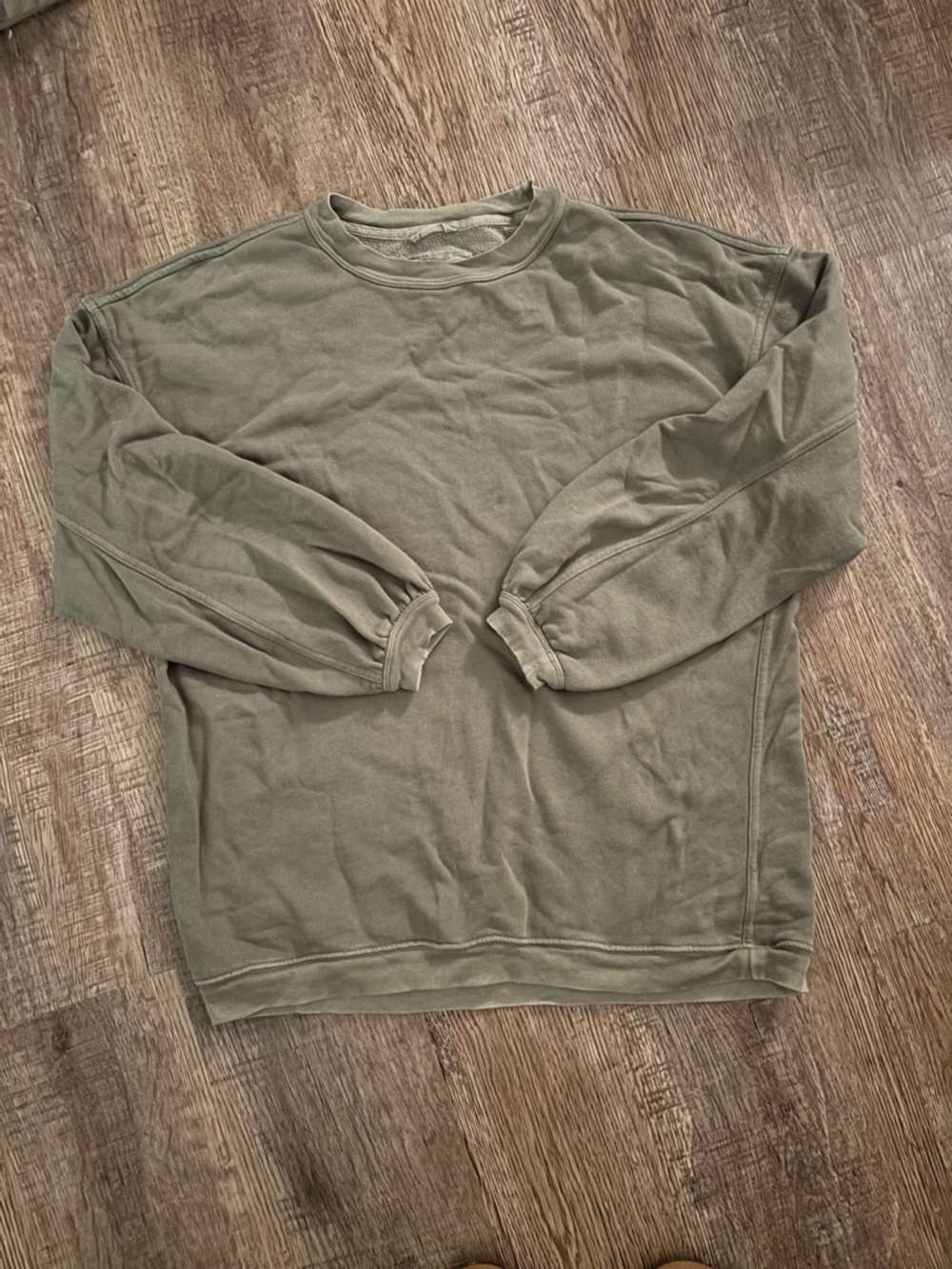 Women’s American Eagle Olive Crewneck